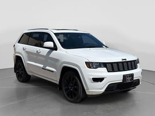 Bright White Clearcoat 2020 Jeep Grand Cherokee Altitude