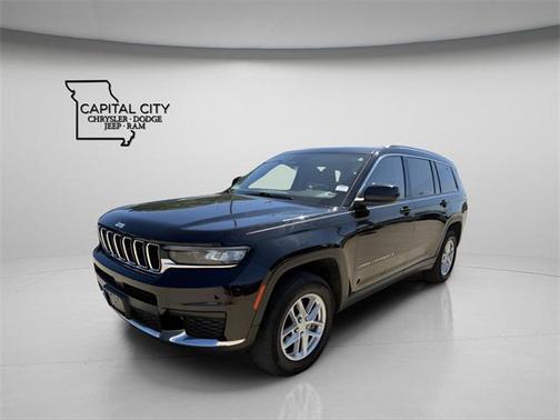 2022 Jeep Grand Cherokee L Laredo