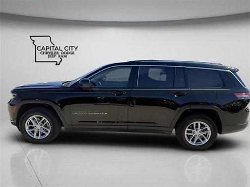 2022 Jeep Grand Cherokee L Laredo
