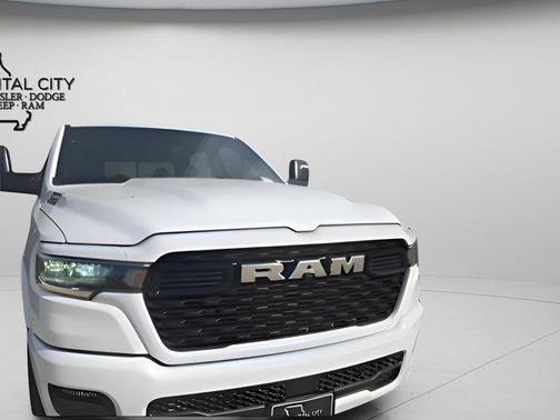Bright White Clearcoat 2026 RAM 1500 Big Horn/Lone Star