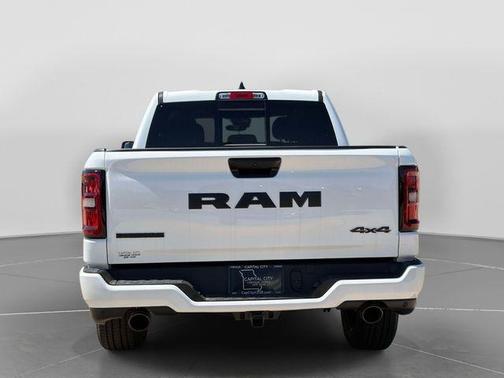 Bright White Clearcoat 2026 RAM 1500 Big Horn/Lone Star