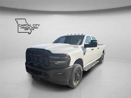2026 RAM 3500 Tradesman Crew Cab 4x4 8' Box