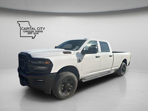 2026 RAM 3500 Tradesman Crew Cab 4x4 8' Box