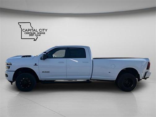 2026 RAM 3500 Laramie Crew Cab 4x4 8' Box