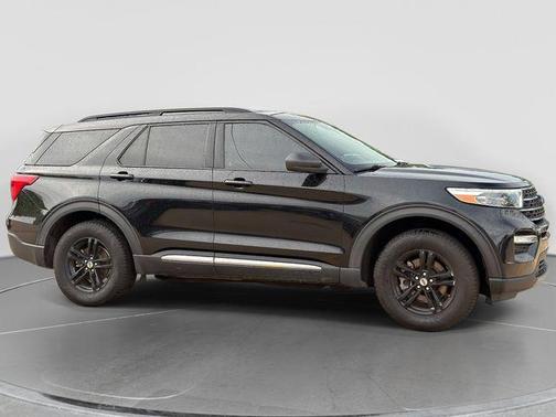 Agate Black Metallic 2020 Ford Explorer XLT