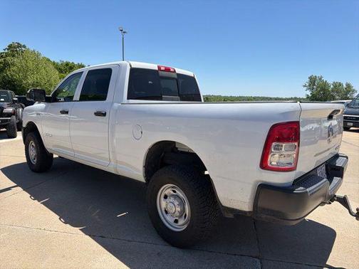 Bright White Clearcoat 2020 RAM 2500 Tradesman Crew Cab 4x4 6'4' Box