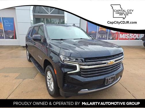 2023 Chevrolet Suburban LT