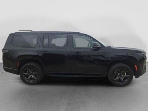 High Gloss Black 2026 Jeep Grand Wagoneer Limited Altitude 4x4