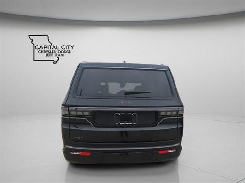 2026 Jeep Grand Wagoneer Limited Altitude 4x4