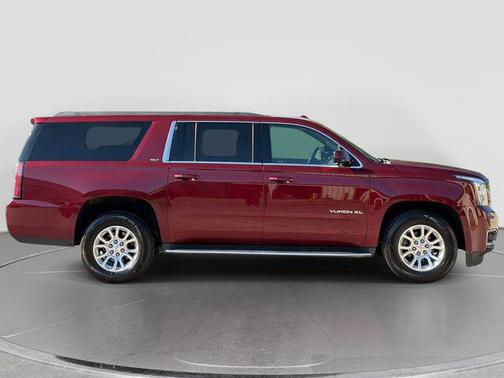 Crimson Red Tintcoat 2017 GMC Yukon XL SLT