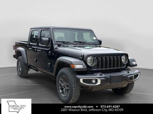Black Clearcoat 2026 Jeep Gladiator Sport