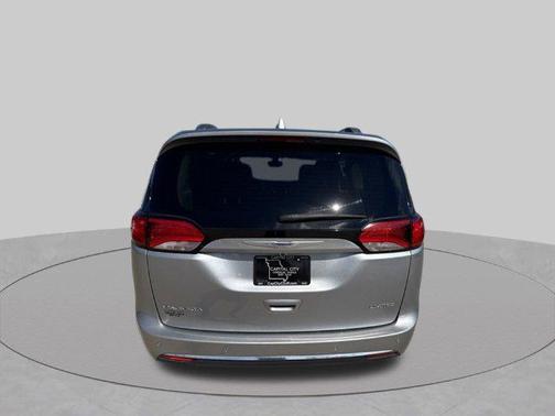 Billet Silver Metallic Clearcoat 2020 Chrysler Pacifica Limited