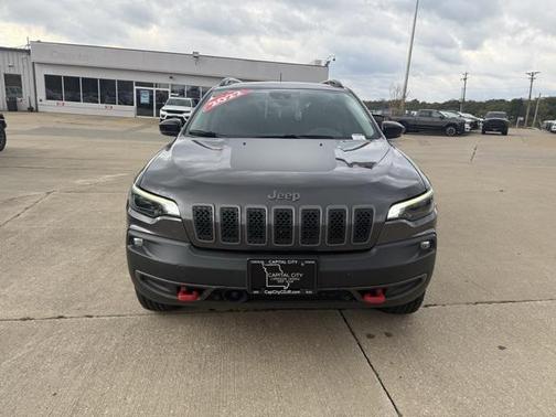 2022 Jeep Cherokee Trailhawk