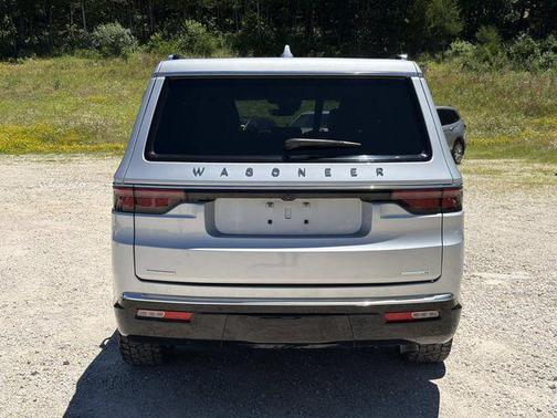 Silver Zynith 2022 Jeep Wagoneer Series III 4x4