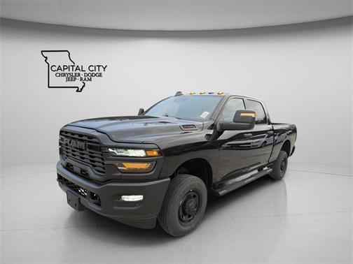 2026 RAM 2500 Tradesman Crew Cab 4x4 6'4' Box