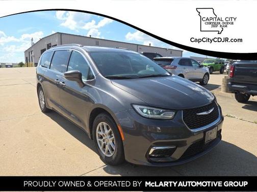 2022 Chrysler Pacifica Touring L