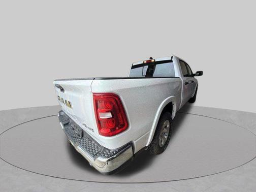Bright White Clearcoat 2026 RAM 1500 Big Horn/Lone Star