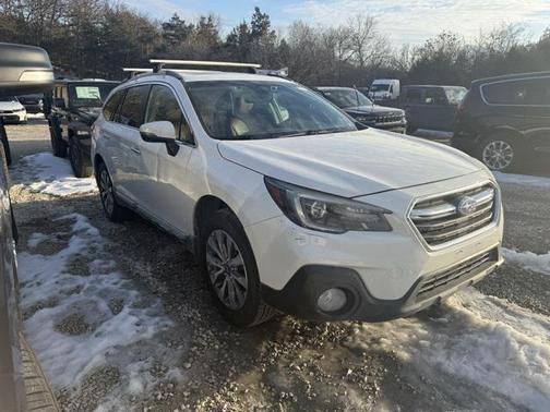 2019 Subaru Outback 2.5i Touring