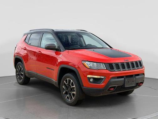 Spitfire Orange Clearcoat 2020 Jeep Compass Trailhawk