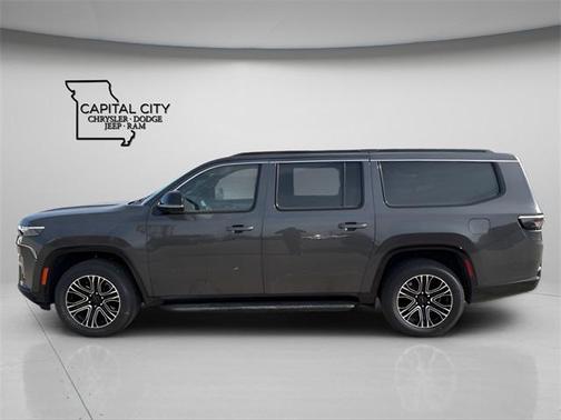 2026 Jeep Grand Wagoneer L 4x4