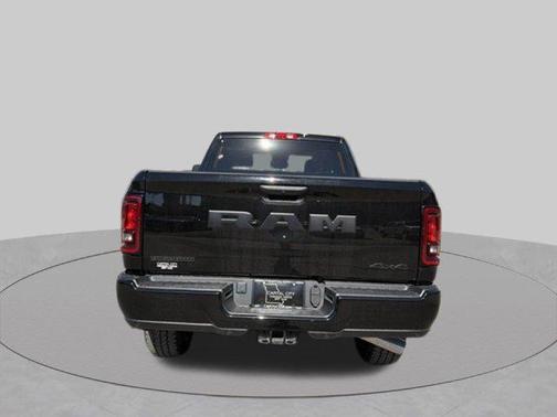 Diamond Black Crystal Pearlcoat 2027 RAM 2500 Big Horn