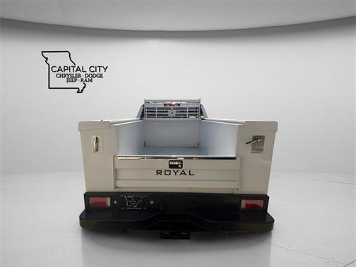 2024 RAM 3500 Tradesman Crew Cab 4x4 8' Box