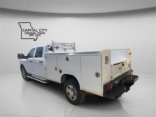 2024 RAM 3500 Tradesman Crew Cab 4x4 8' Box