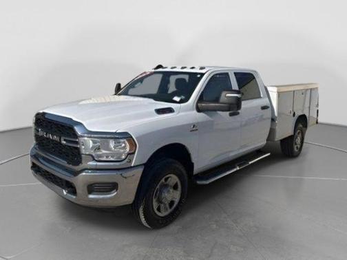 Bright White Clearcoat 2024 RAM 3500 Tradesman Crew Cab 4x4 8' Box