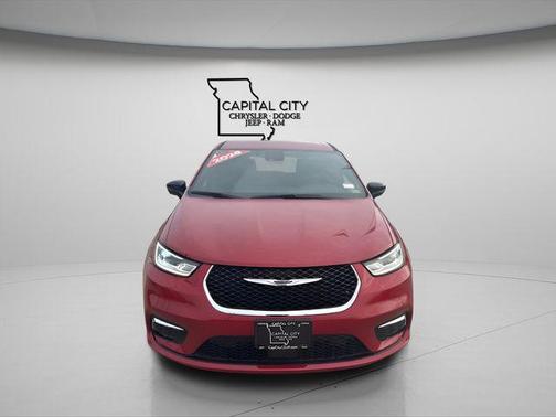 2026 Chrysler Pacifica L