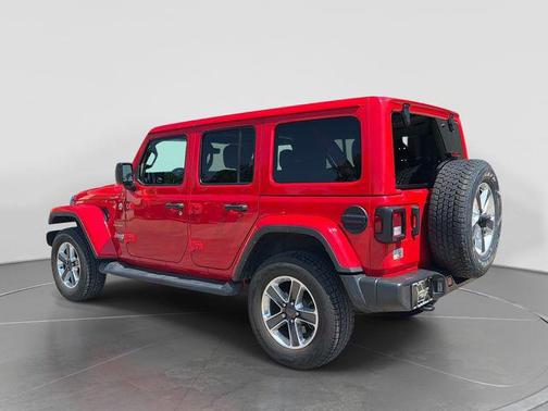 Firecracker Red Clearcoat 2021 Jeep Wrangler Unlimited Sahara