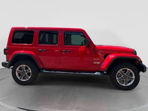 Firecracker Red Clearcoat 2021 Jeep Wrangler Unlimited Sahara