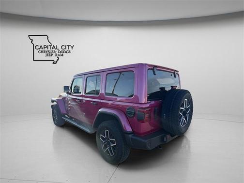 2024 Jeep Wrangler 4-Door Sahara 4x4