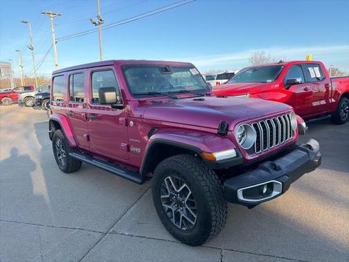 2024 Jeep Wrangler 4-Door Sahara 4x4