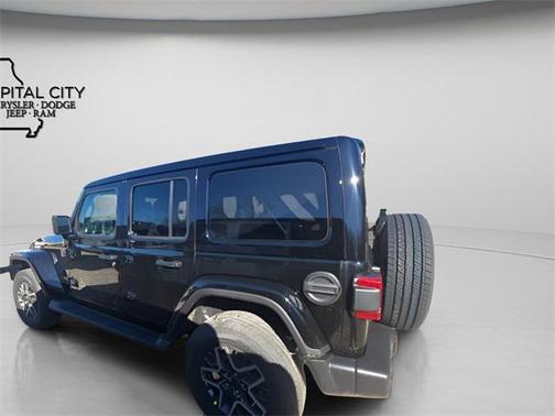 2026 Jeep Wrangler 4-Door Sahara 4x4