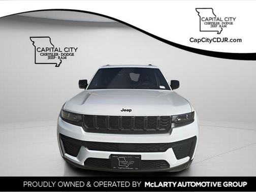 2026 Jeep Grand Cherokee Altitude