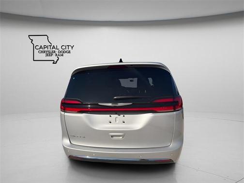 2026 Chrysler Pacifica L