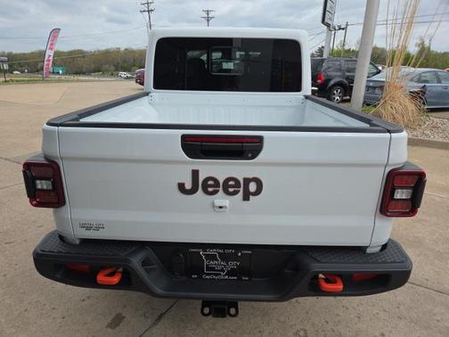2025 Jeep Gladiator Mojave