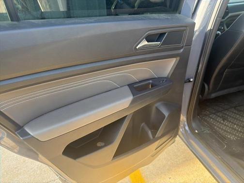 2021 Volkswagen Atlas Cross Sport 3.6L V6 SEL R-Line