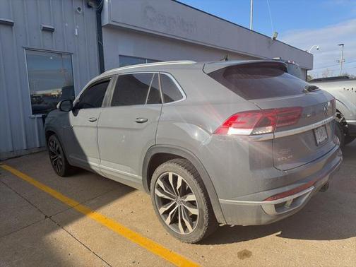 2021 Volkswagen Atlas Cross Sport 3.6L V6 SEL R-Line
