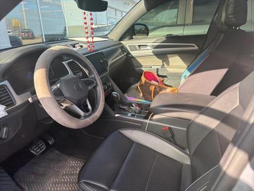 2021 Volkswagen Atlas Cross Sport 3.6L V6 SEL R-Line