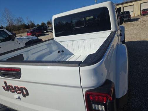 2026 Jeep Gladiator Mojave 4x4