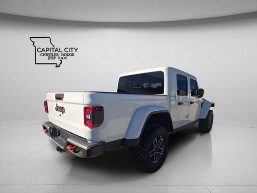 2026 Jeep Gladiator Mojave 4x4