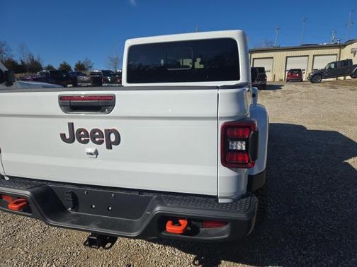 2026 Jeep Gladiator Mojave 4x4