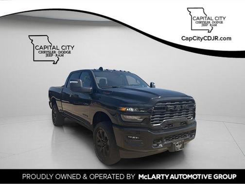 Diamond Black Crystal Pearlcoat 2026 RAM 2500 Big Horn