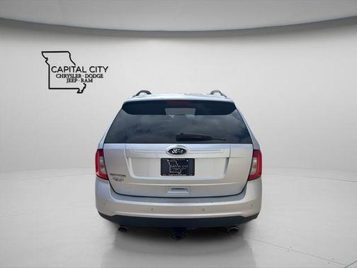 Ingot Silver Metallic 2013 Ford Edge SE