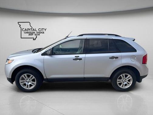 Ingot Silver Metallic 2013 Ford Edge SE