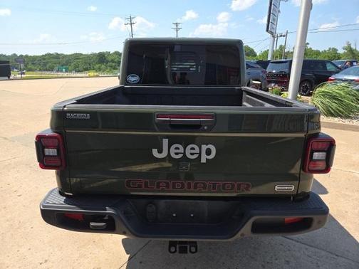 2021 Jeep Gladiator Overland