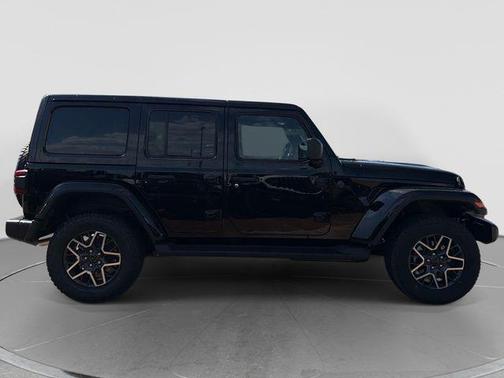 Black Clearcoat 2026 Jeep Wrangler 4-Door Sahara 4x4