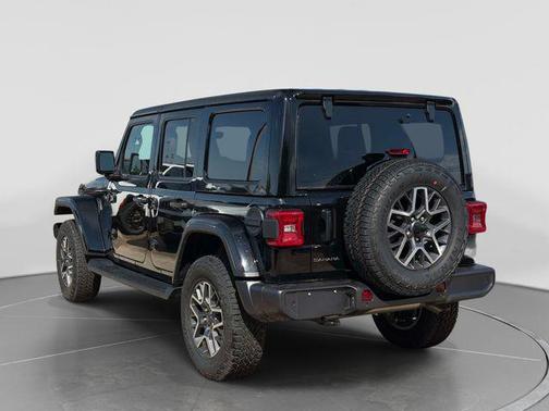 Black Clearcoat 2026 Jeep Wrangler 4-Door Sahara 4x4