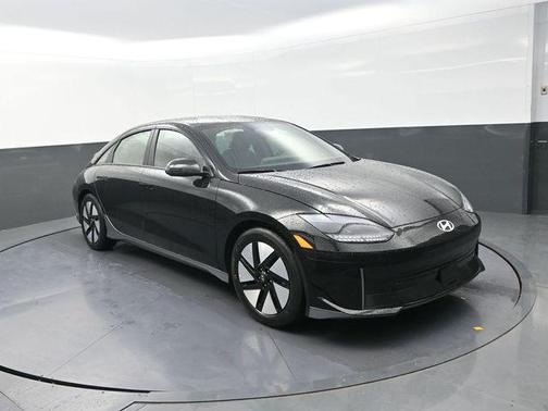 Onyx Black 2025 Hyundai IONIQ 6 SE